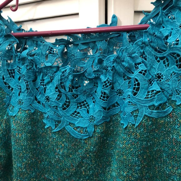 AndtheWhy lace Cactus off the shoulder sweater, M - Picture 2 of 8